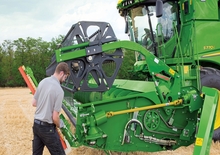 Mietitrebbie – meccanismo di taglio John Deere 735 Premium Flow