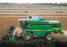 Mietitrebbie John Deere 2258 HM