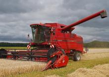 Mietitrebbie Case IH 527