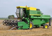 Mietitrebbie John Deere 985