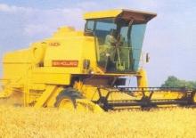 Mietitrebbie New Holland Clayson 8030