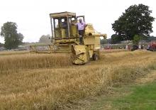 Mietitrebbie New Holland Clayson M 122