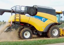 Mietitrebbie New Holland CR 960