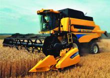 Mietitrebbie New Holland CSX 7080 Laterale