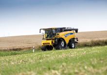 Mietitrebbie New Holland CX7.80 Elevation