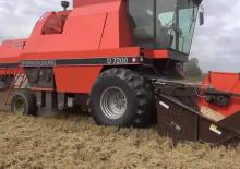 Mietitrebbie Case IH Dania D 7200