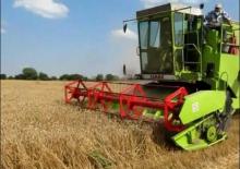 Mietitrebbie Claas Dominator 100