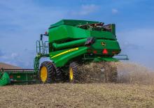 Mietitrebbie John Deere S440 