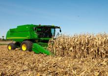 Mietitrebbie John Deere S550 