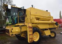 Mietitrebbie New Holland TF42