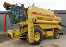 Mietitrebbie New Holland TX 30