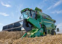 Mietitrebbie John Deere W330 PTC