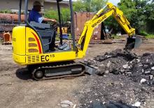 Miniescavatori New Holland EC15