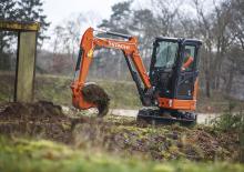 Miniescavatori Hitachi ZX26U-5