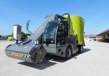Miscelatori di mangime semoventi Storti Dobermann SV EVO  200