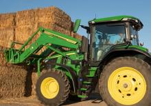 Pala gommata John Deere 700M