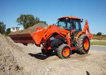 Pala gommata Kubota LA854