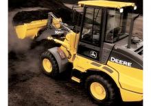 Pale gommate John Deere Construction 304 J