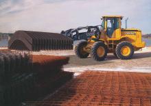 Pale gommate John Deere Construction 44 H TC