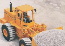 Pale gommate John Deere Construction 744 E