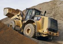 Pale gommate Caterpillar 966K