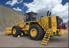Pale gommate Caterpillar 992K