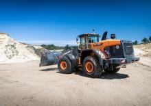 Pale gommate Doosan DL420-7