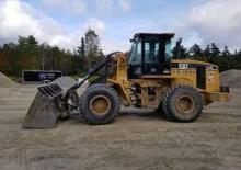 Pale gommate Caterpillar IT 38 GII
