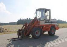 Pale gommate Terex-Schaeff SKL 821 A
