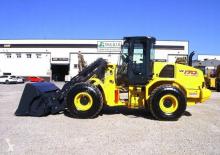 Pale gommate New Holland W170C