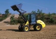 Pale gommate New Holland W 70