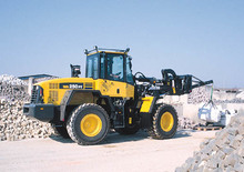 Pale gommate Komatsu WA250PT-5