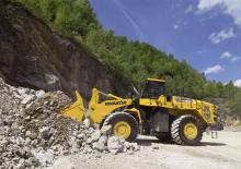 Pale gommate Komatsu WA600-8E0