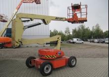 Piattaforme aeree articolate gommate JLG 35 E