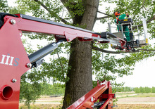 Piattaforme aeree articolate cingolate Hinowa Lightlift 14.70 IIIS