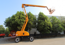 Piattaforme aeree articolate gommate Runshare RZ28