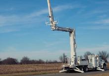 Piattaforme aeree articolate su rimorchio trainabile Altec AN55-E88