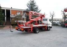Piattaforme aeree articolate su rimorchio trainabile Socage Apache 18/8 LDA