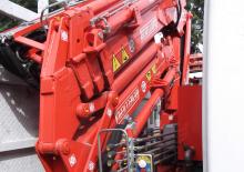 Piattaforme aeree articolate su rimorchio trainabile Benelligru 25000/4S3