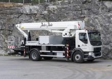 Piattaforme aeree articolate su rimorchio trainabile Nostolift 35