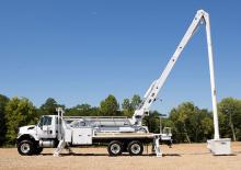Piattaforme aeree articolate su rimorchio trainabile Altec AN67E-E100