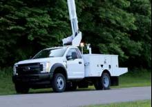 Piattaforme aeree articolate su rimorchio trainabile Altec AT40G
