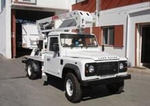 Piattaforme aeree articolate su rimorchio trainabile CMC ATP145