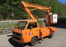 Piattaforme aeree articolate su rimorchio trainabile Ruthmann V 90