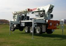 Piattaforme aeree telescopiche autocarrate Elliott Equipment E120 E-Line