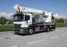 Piattaforme aeree telescopiche autocarrate Multitel MJ 375