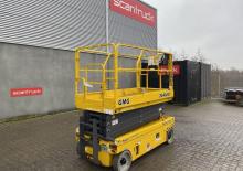 Piattaforme aeree verticali a pantografo su ruote GMG 2646-ED 