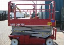 Piattaforme aeree verticali a pantografo su ruote MEC 2647 ES