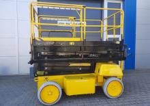 Piattaforme aeree verticali a pantografo su ruote JLG 3969 e