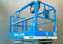 Piattaforme aeree verticali a pantografo su ruote Genie TKD GS 2646